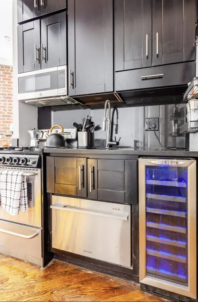 Homestay Lovely Room At 3 Bedroom Apt At The Heart Of East Village New York United States