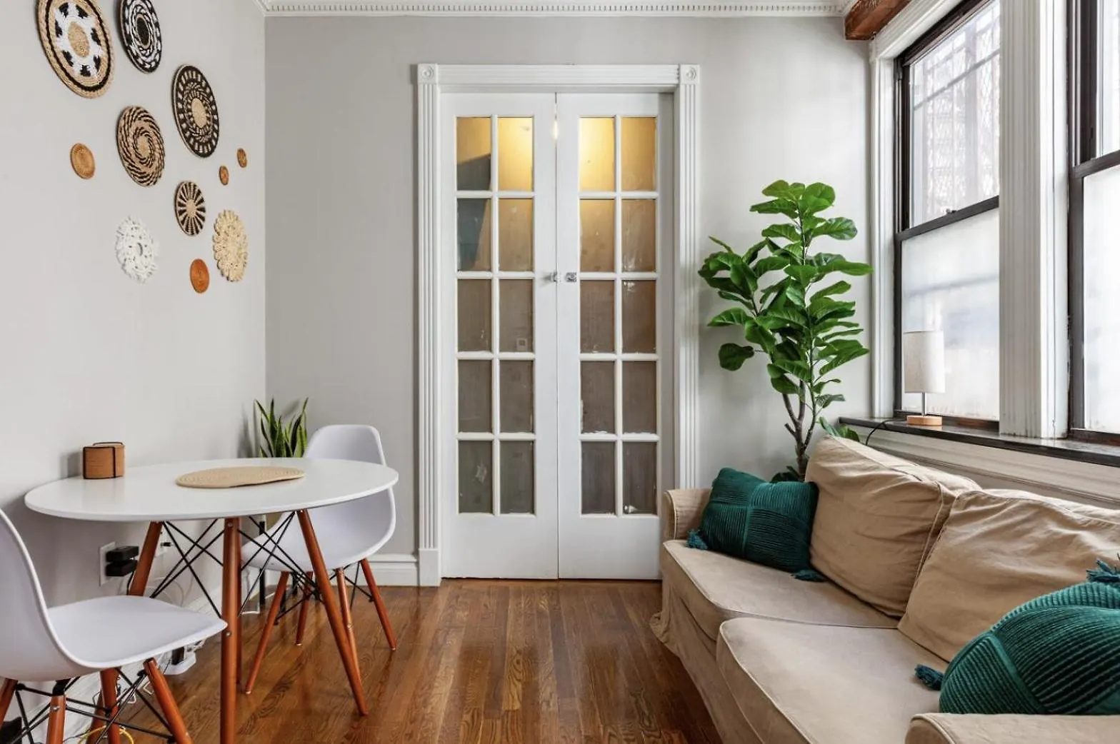 Lovely Room At 3 Bedroom Apt At The Heart Of East Village New York Homestay